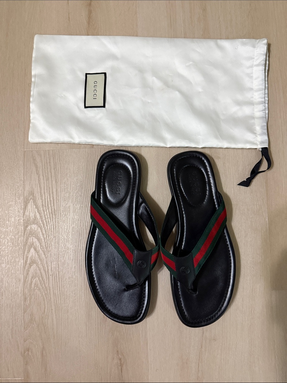 Gucci Men's Black Leather Thong Sandals with Signature Web Stripe Men Size 10 - Picture 7 of 8
